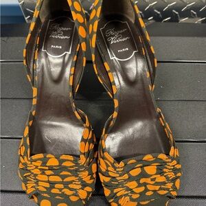 Roger Vivier Orange and Black Patterned Heels
